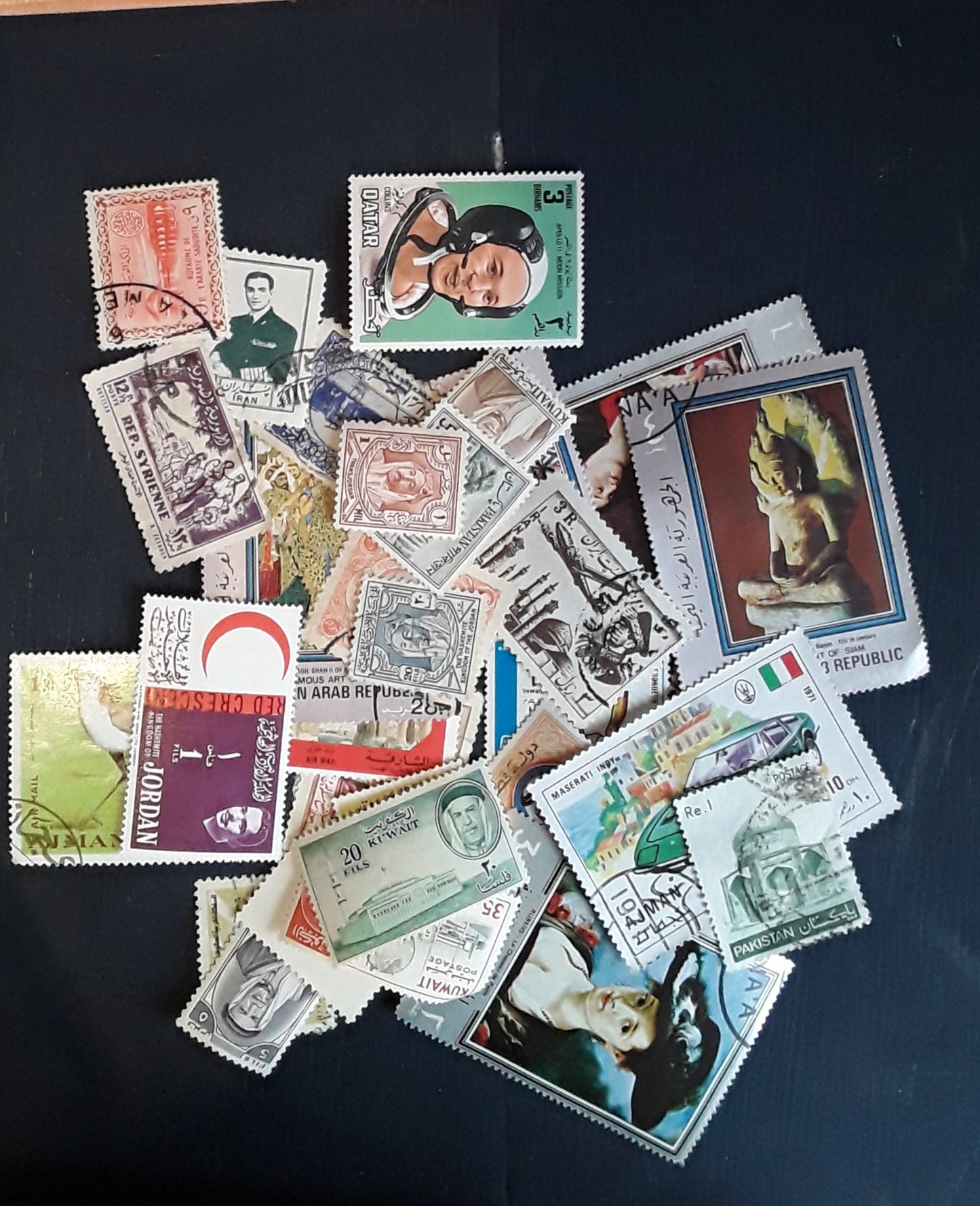 Lot of 50 Middle Eastern Stamps – Historical & Cultural Continental Selection