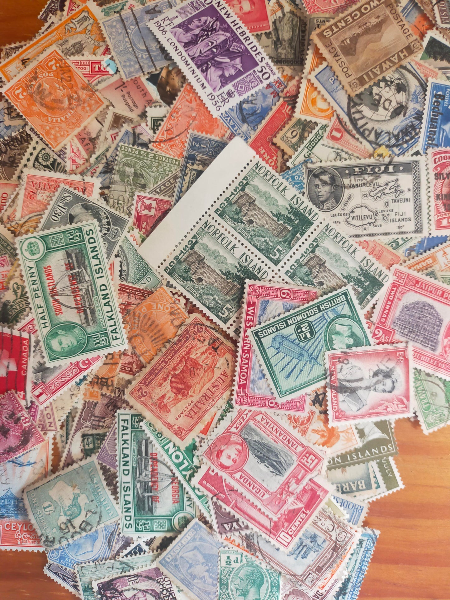 100x Colonial Stamps Worldwide Bundle