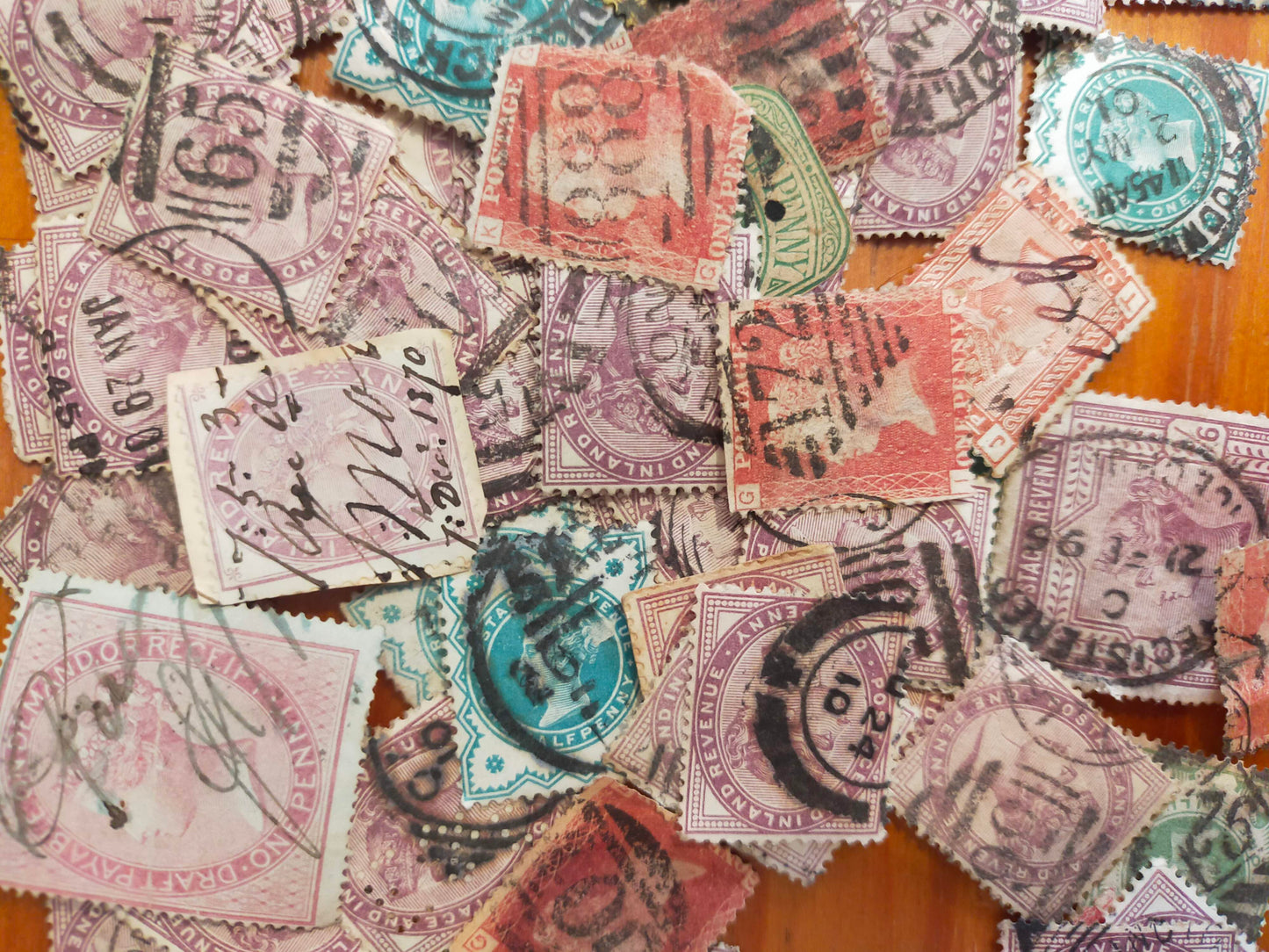 25x Victorian Stamps Bundle