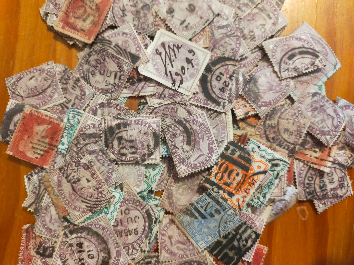 25x Victorian Stamps Bundle