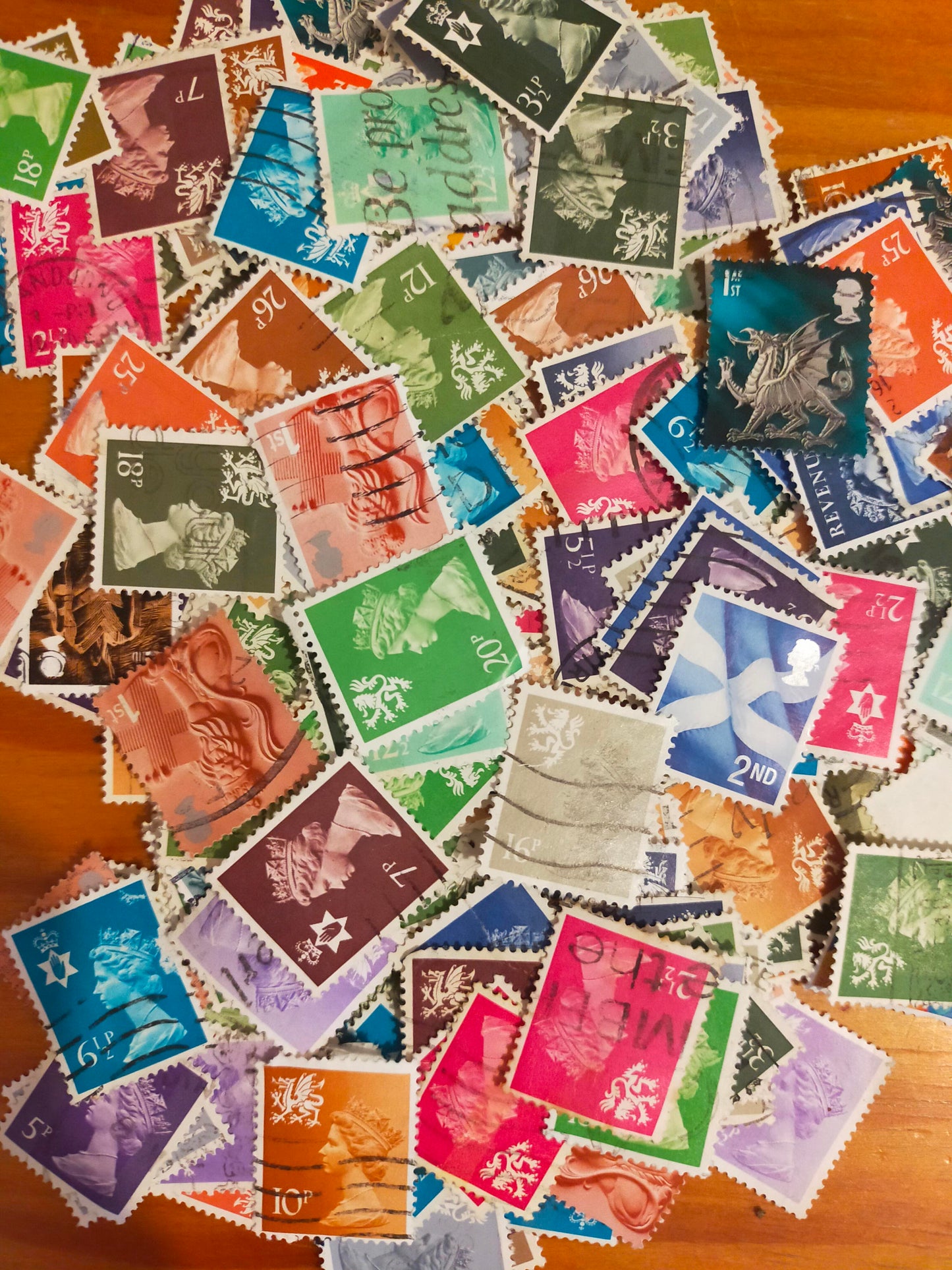 25x Regional definitive UK stamps, Wales/Scotland/N Ireland/ channel islands