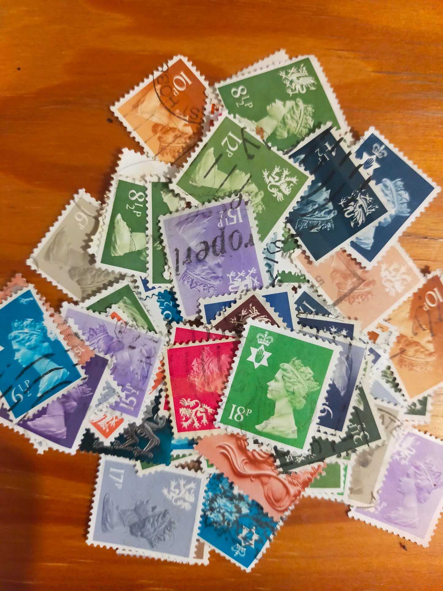 25x Regional definitive UK stamps, Wales/Scotland/N Ireland/ channel islands