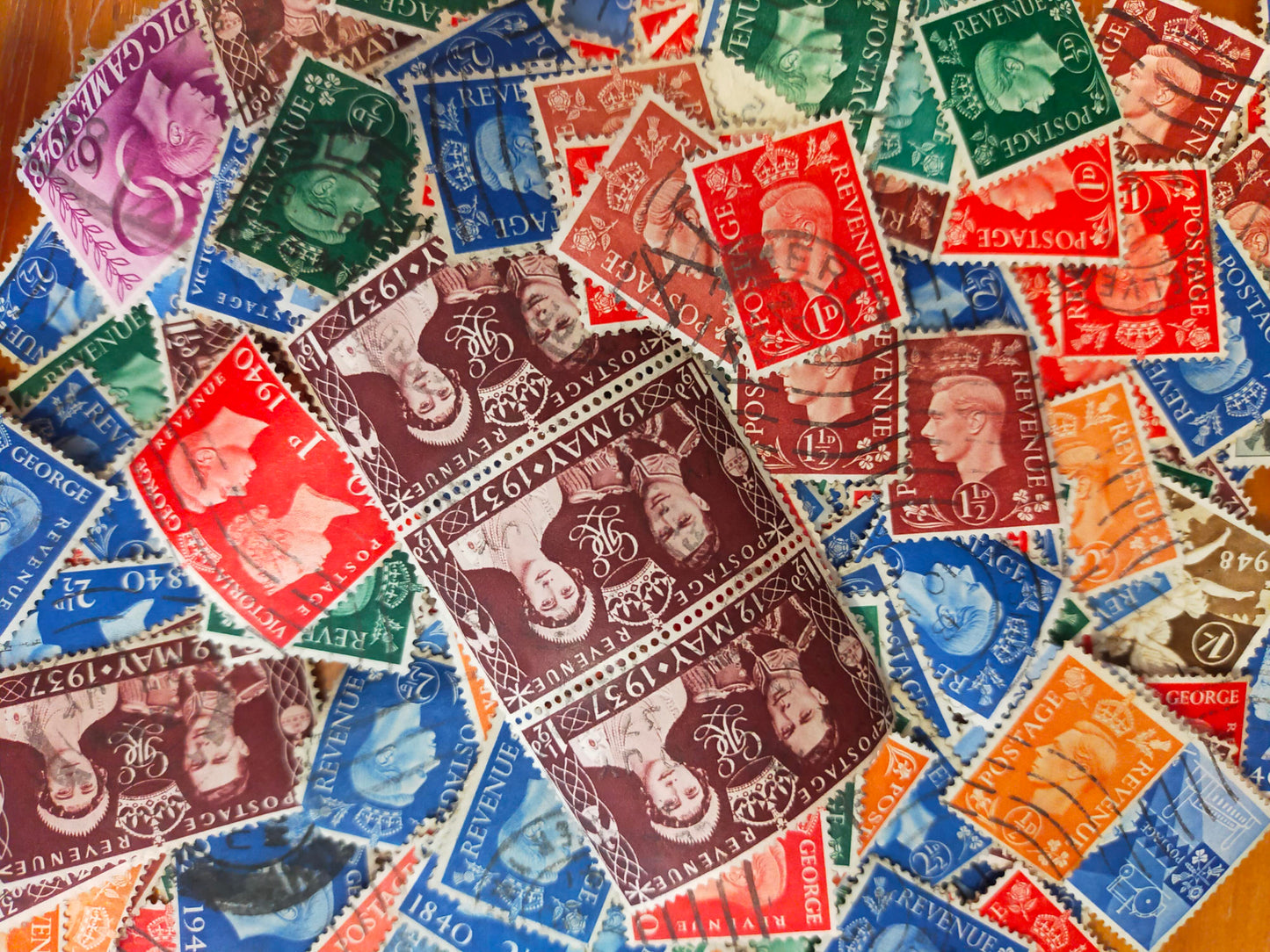 50x George VI Wartime UK Stamps Bundle