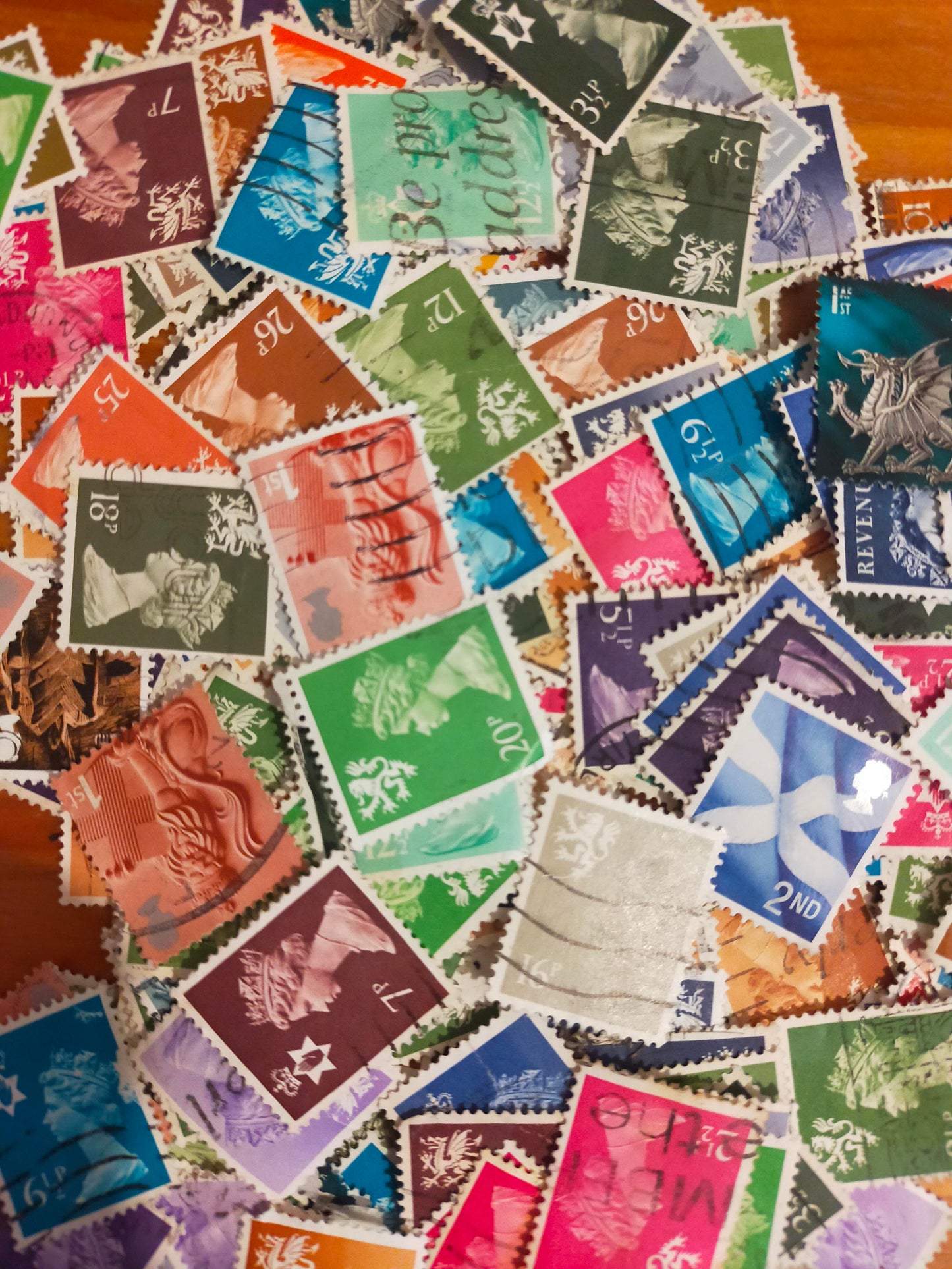 25x Regional definitive UK stamps, Wales/Scotland/N Ireland/ channel islands
